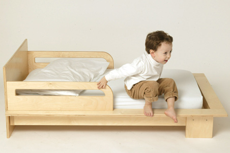 Arlington Petra Toddler Bed